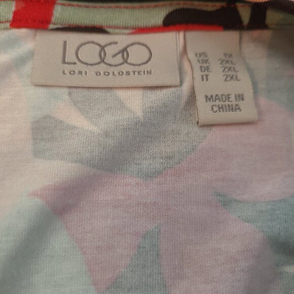 Woman's LOGO Lori Goldstein top - 1X - Hannah style - Picture 7 of 10